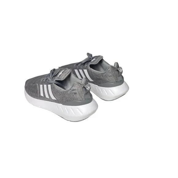 adidas Originals | Shoes | Adidas Swift Run 22 J Originals Mens Size 65 |  Poshmark